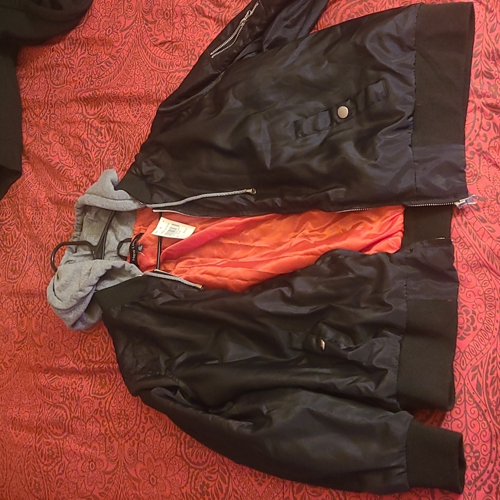 Jacket - Picture 3 of 4